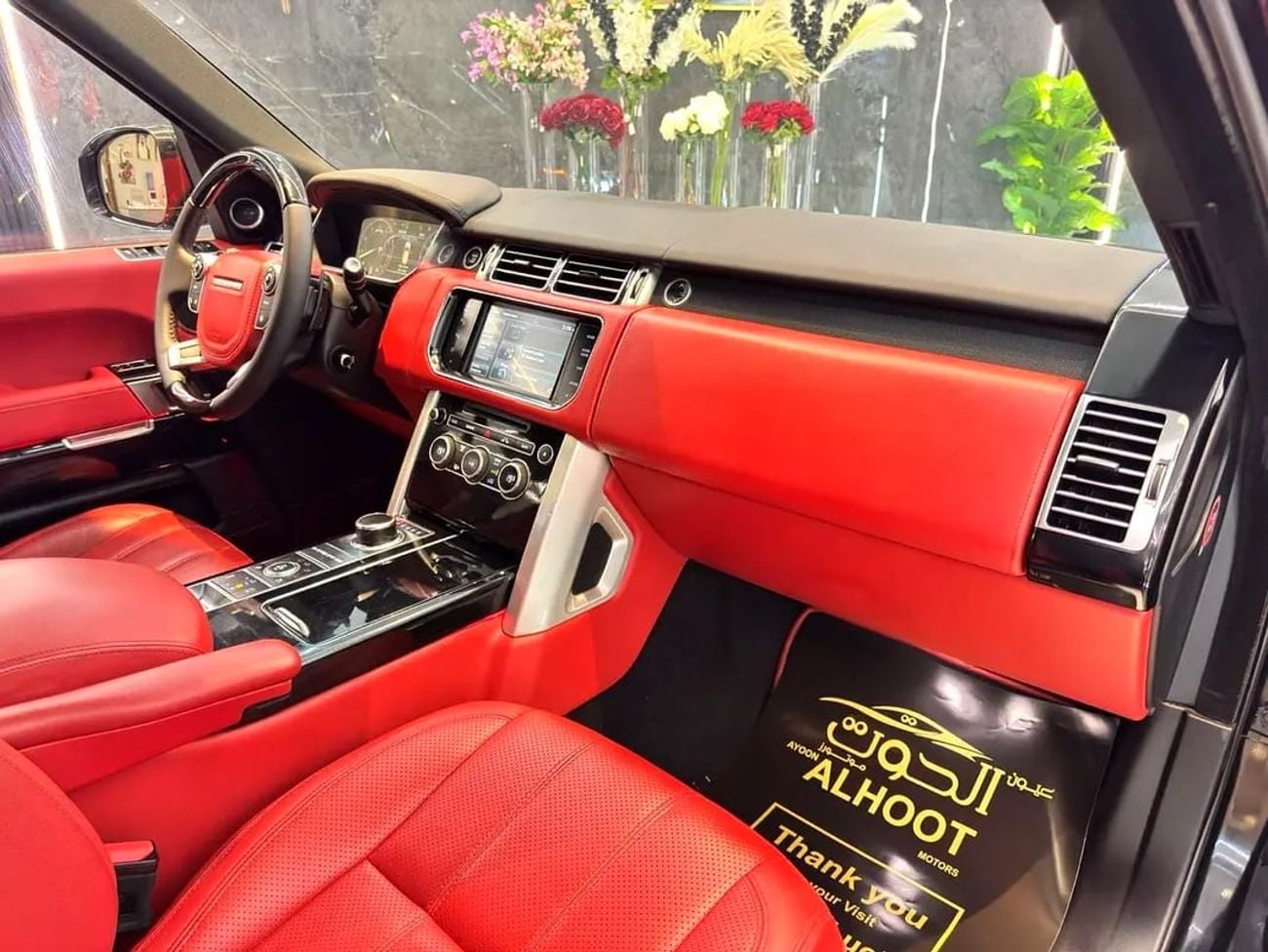 Land Rover Range Rover AUTOBIOGRAPHY SUPERCHARGED VOGUE V8 || GCC II FULLY LOADED || GIVEN WARRANTY || RED INTERIOR