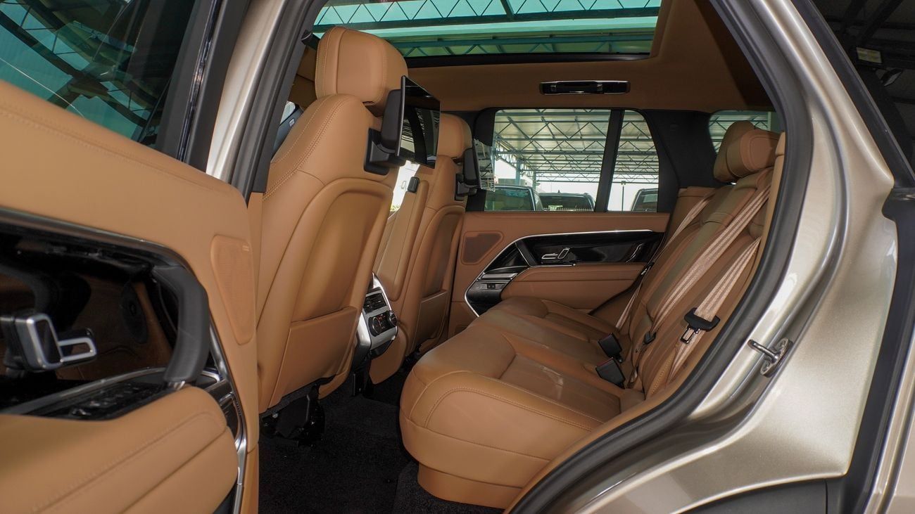 لاند روفر رينج روفر Range Rover P530 4.4P MHEV V8 HSE AWD Aut. (For Local plus 10%)