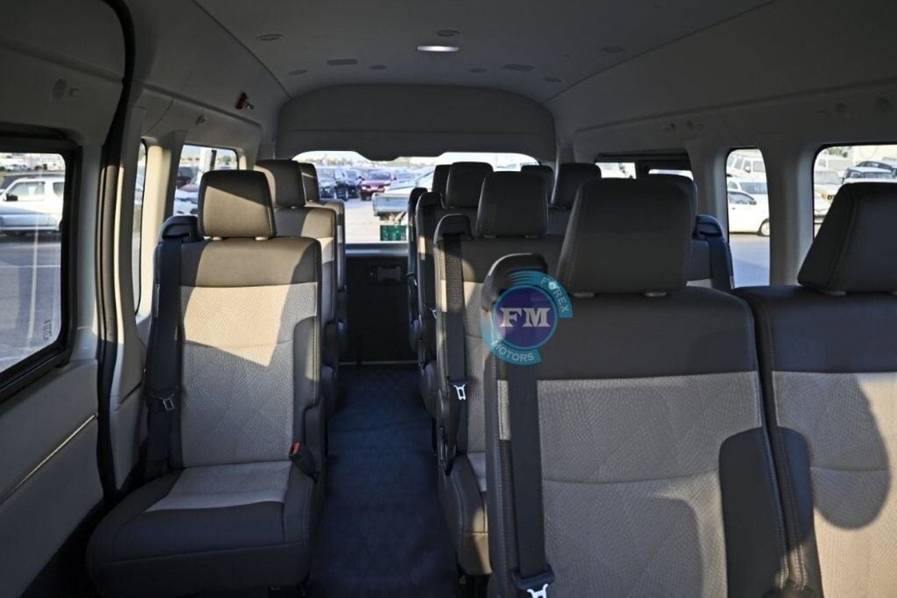 Toyota Hiace Highroof 3.5L  Petrol 13 Seater Manual