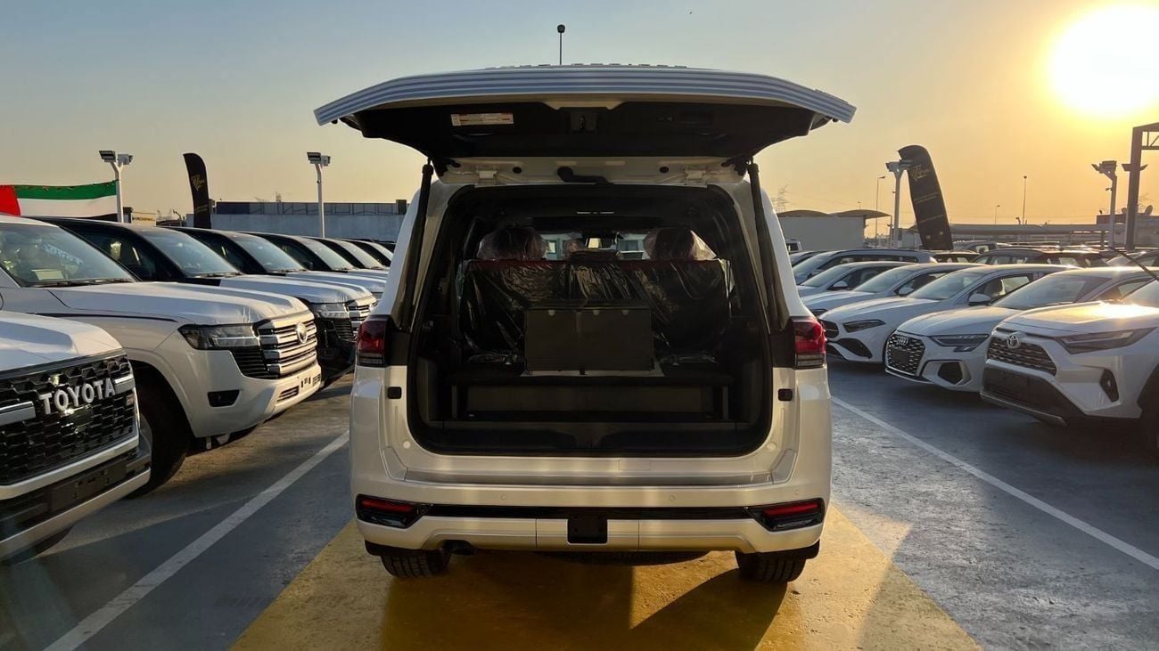تويوتا لاند كروزر TOYOTA LAND CRUISER VXS 3.5TWIN TURBO HYBRID 2025 BRAND NEW