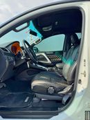 Mitsubishi Montero Sport / SIGNATURE EDITION/ SUNROOF/ 4WD/ FULL OPTION ROOF LIGHTING/ NON ACCIDENT/  LOT# 8916