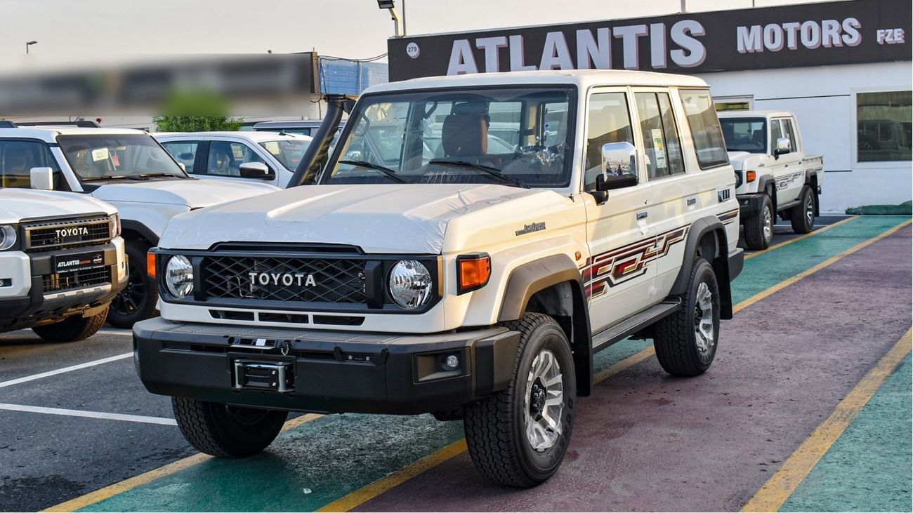 Toyota Land Cruiser 70 2.8L Diesel A/T