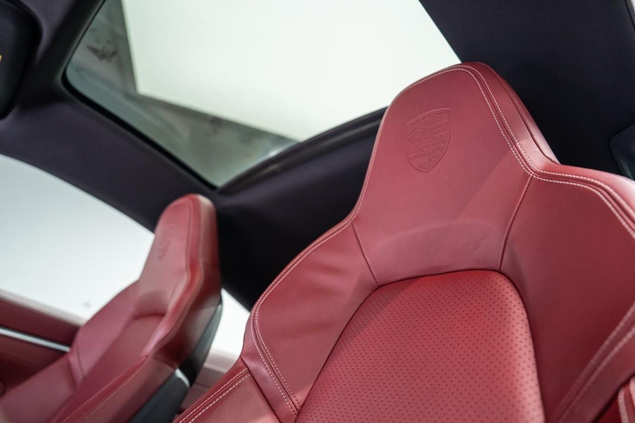 Porsche 911 CARRERA S