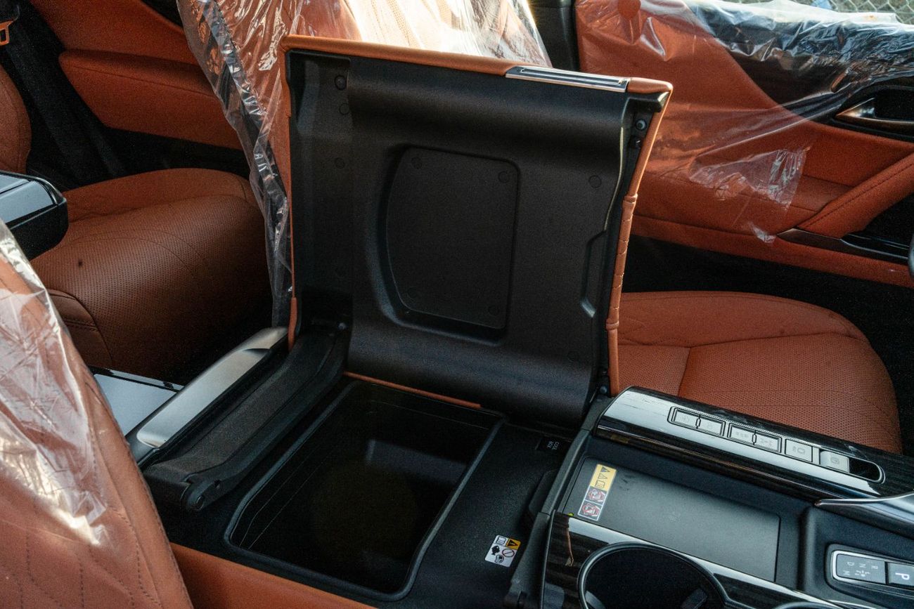 Lexus LX 700h 2026 Lexus LX700h VIP 3.5L hybrid 2026