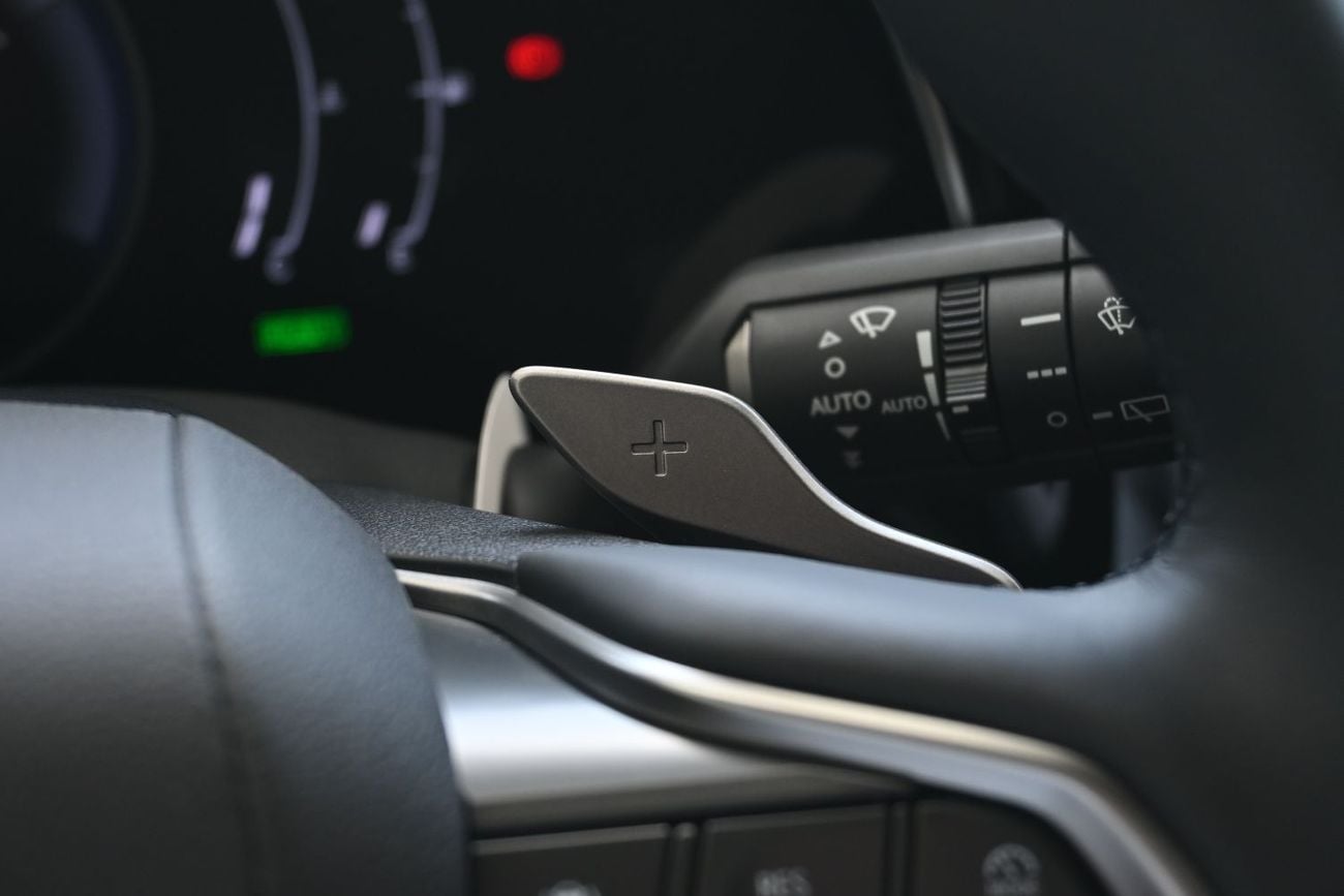 Lexus NX350h Std 2.5L Lexus NX350h 2.5L Hybrid Petrol AWD Model 2025