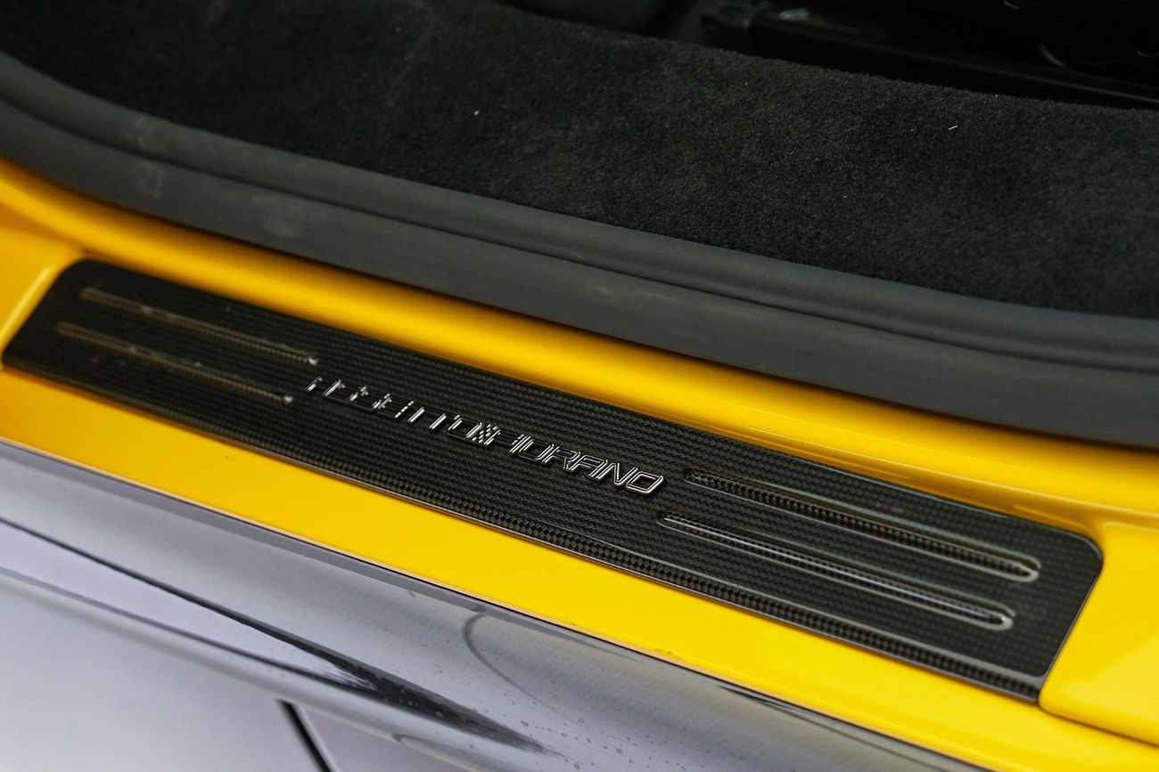 Ferrari SF90 Stradale ASSETTO FIORANO