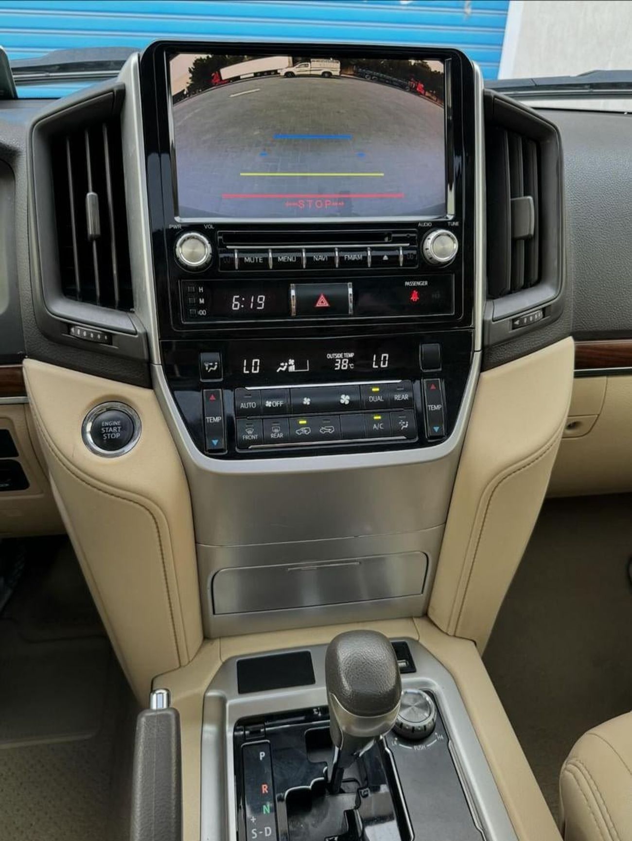 Toyota Land Cruiser تويوتا لاندكروزر GXR V8  خليجي 2016