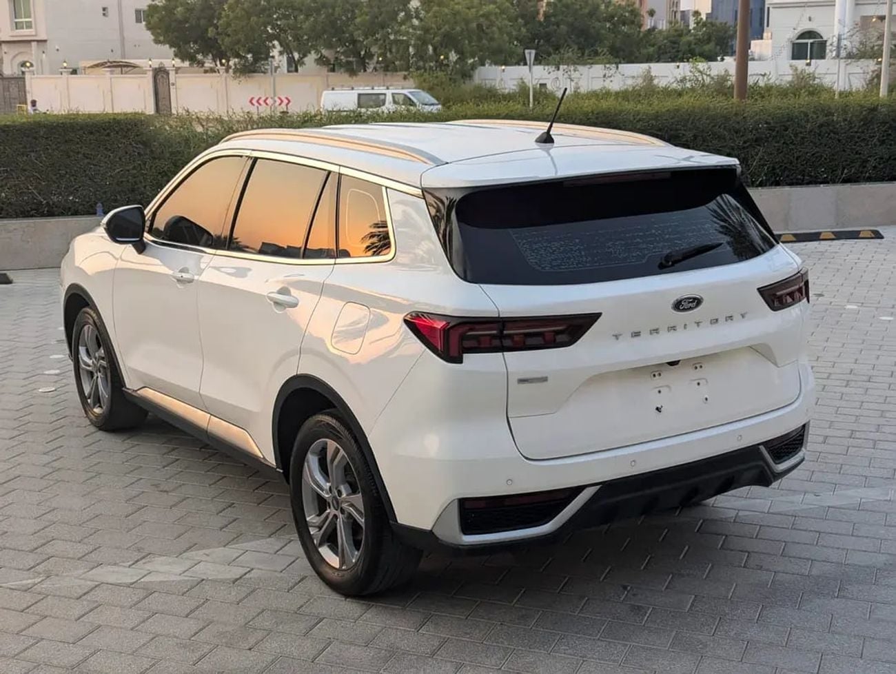 فورد تيريتوري Titanium | GCC Specs | Premium Condition Low KM Perfect Family 4 CYL SUV