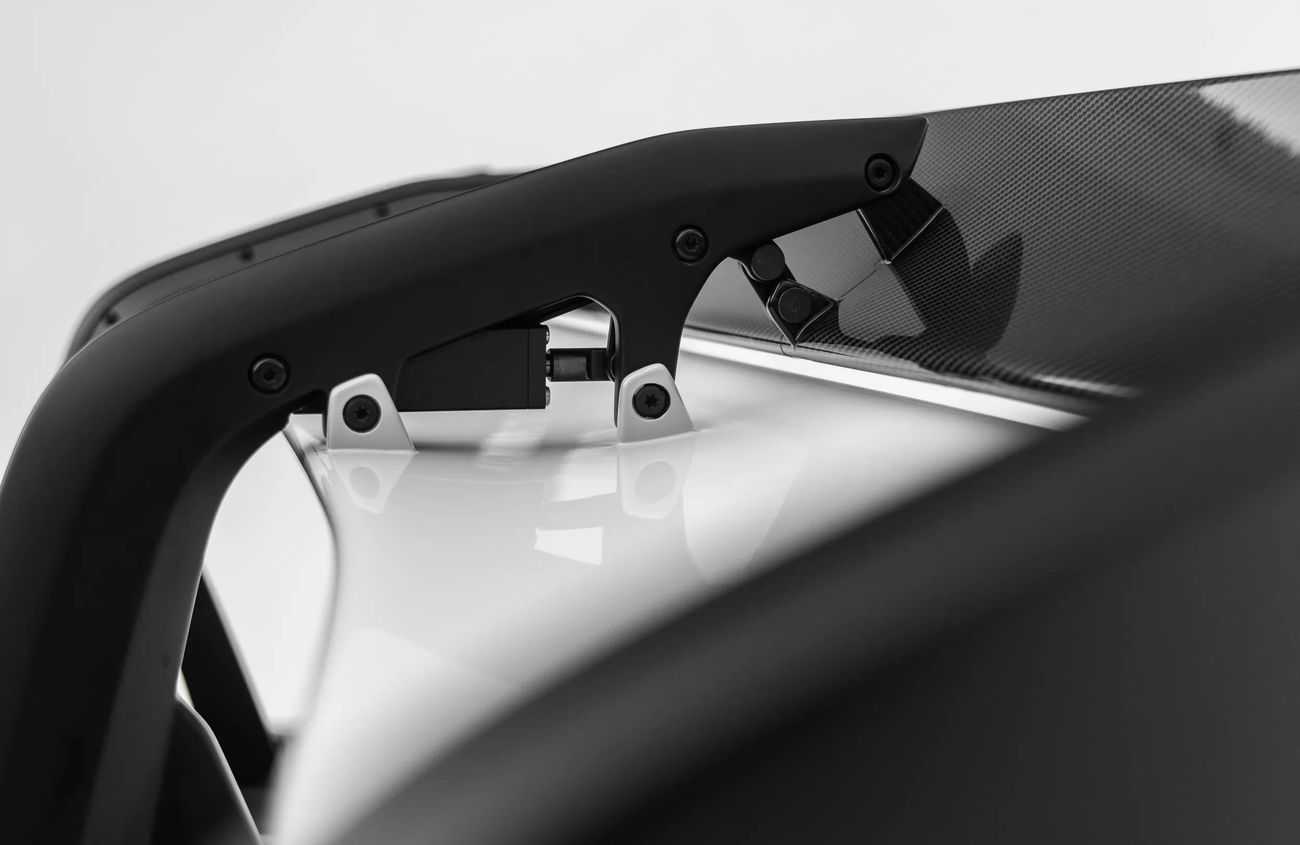 Porsche 911 4.0L F-6 Naturally Aspirated Engine