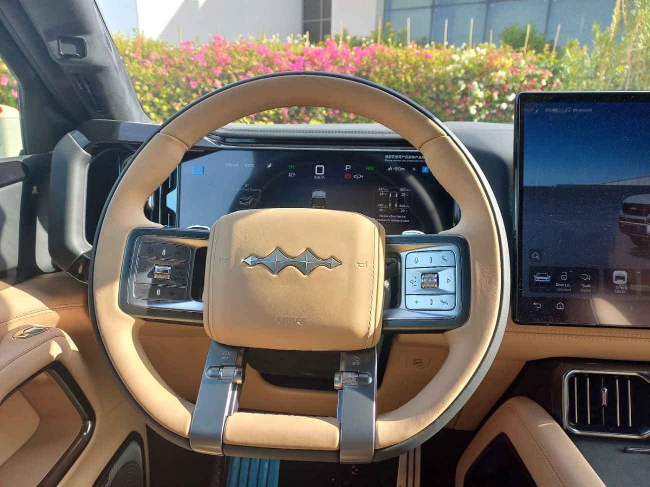 BYD Leopard 8 Smart and Brave Flagship Edition (6 Seats)