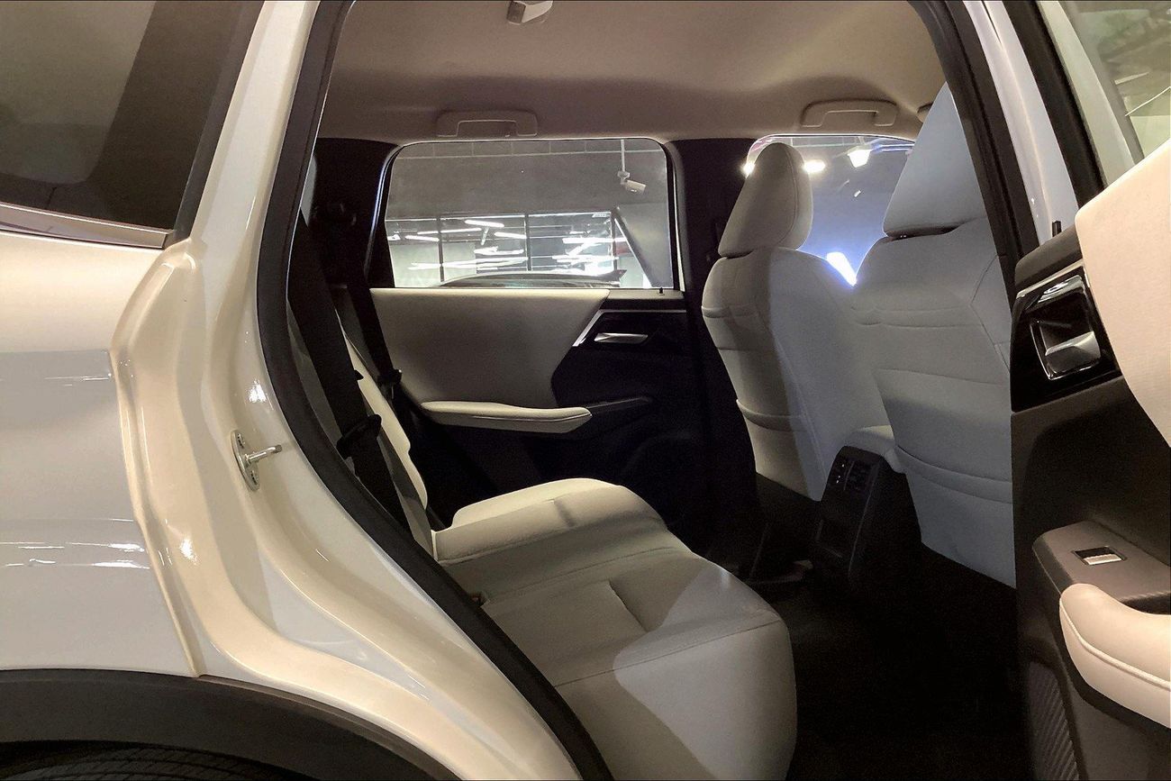 Mitsubishi Outlander GLX Midline | Guaranteed Warranty | 0 Down Payment