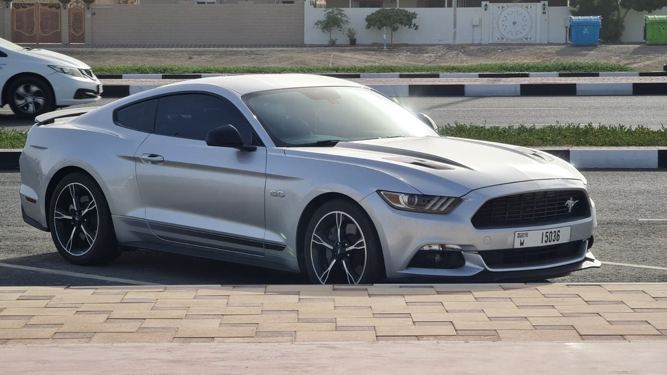 Ford Mustang GT Premium 5.0L V8