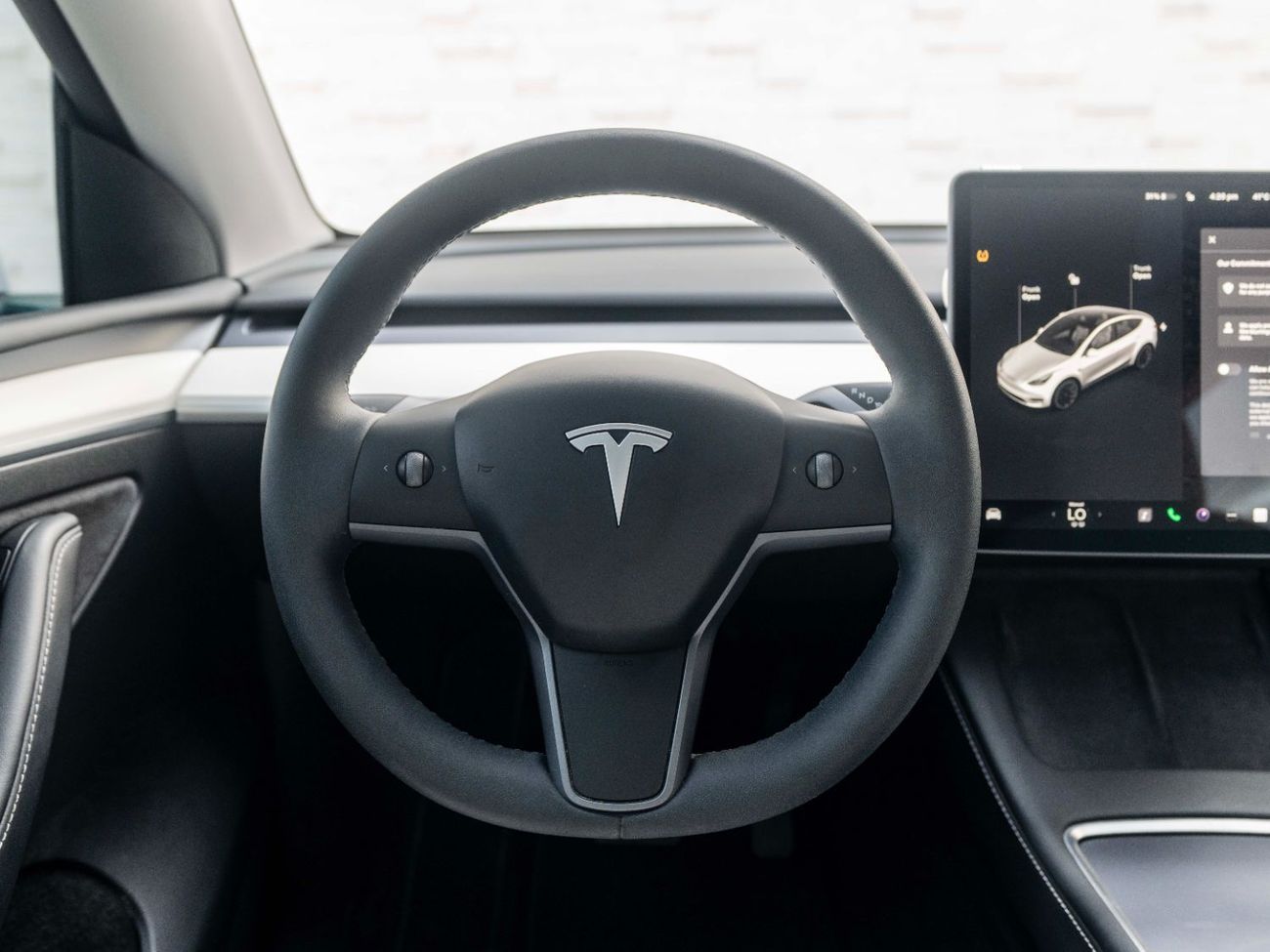 Tesla Model Y Long Range (AWD)
