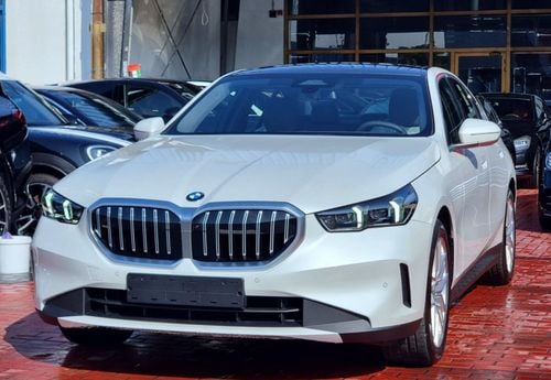 BMW 520i i Warranty & Service 2024 GCC