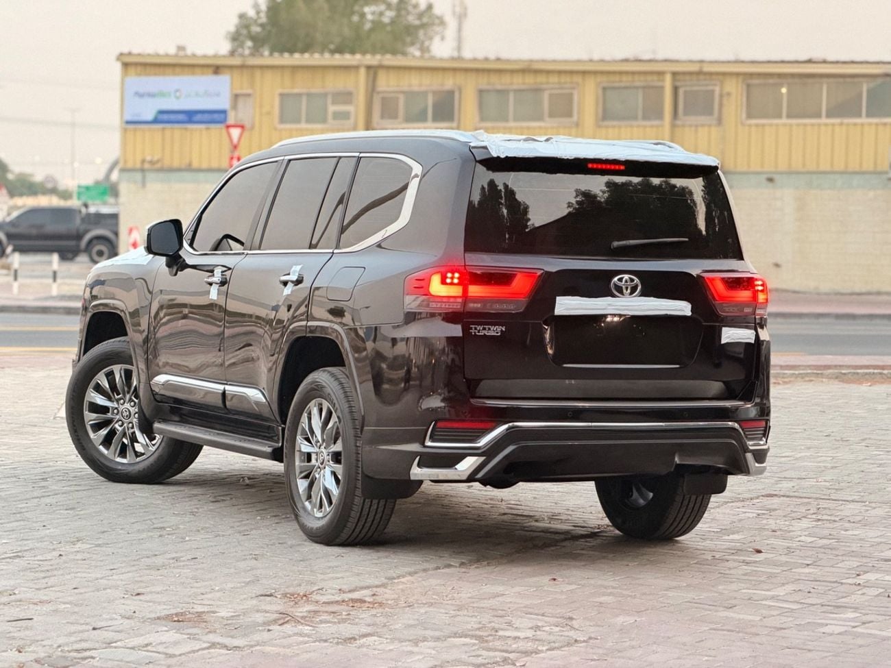 تويوتا لاند كروزر VXR GXR