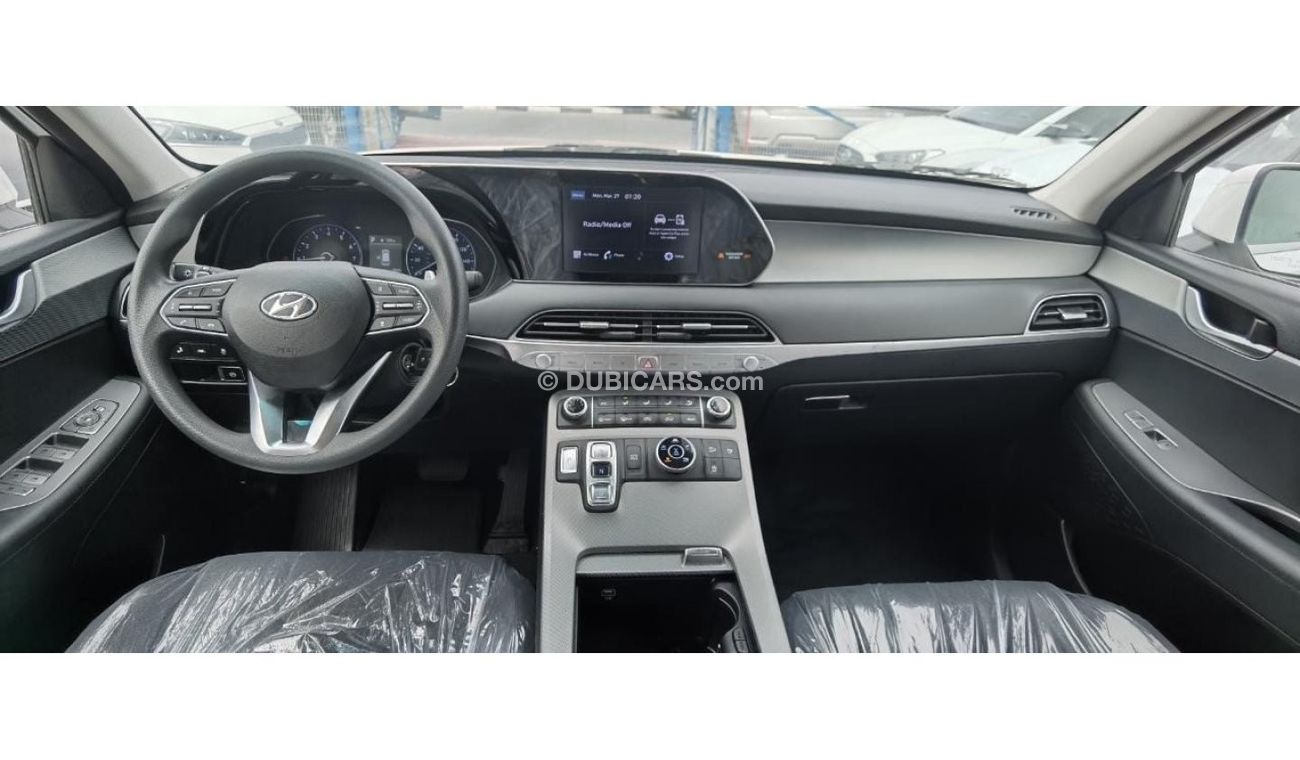 Used HYUNDAI PALISADE 2022 WHITE 2022 for sale in Dubai - 643256