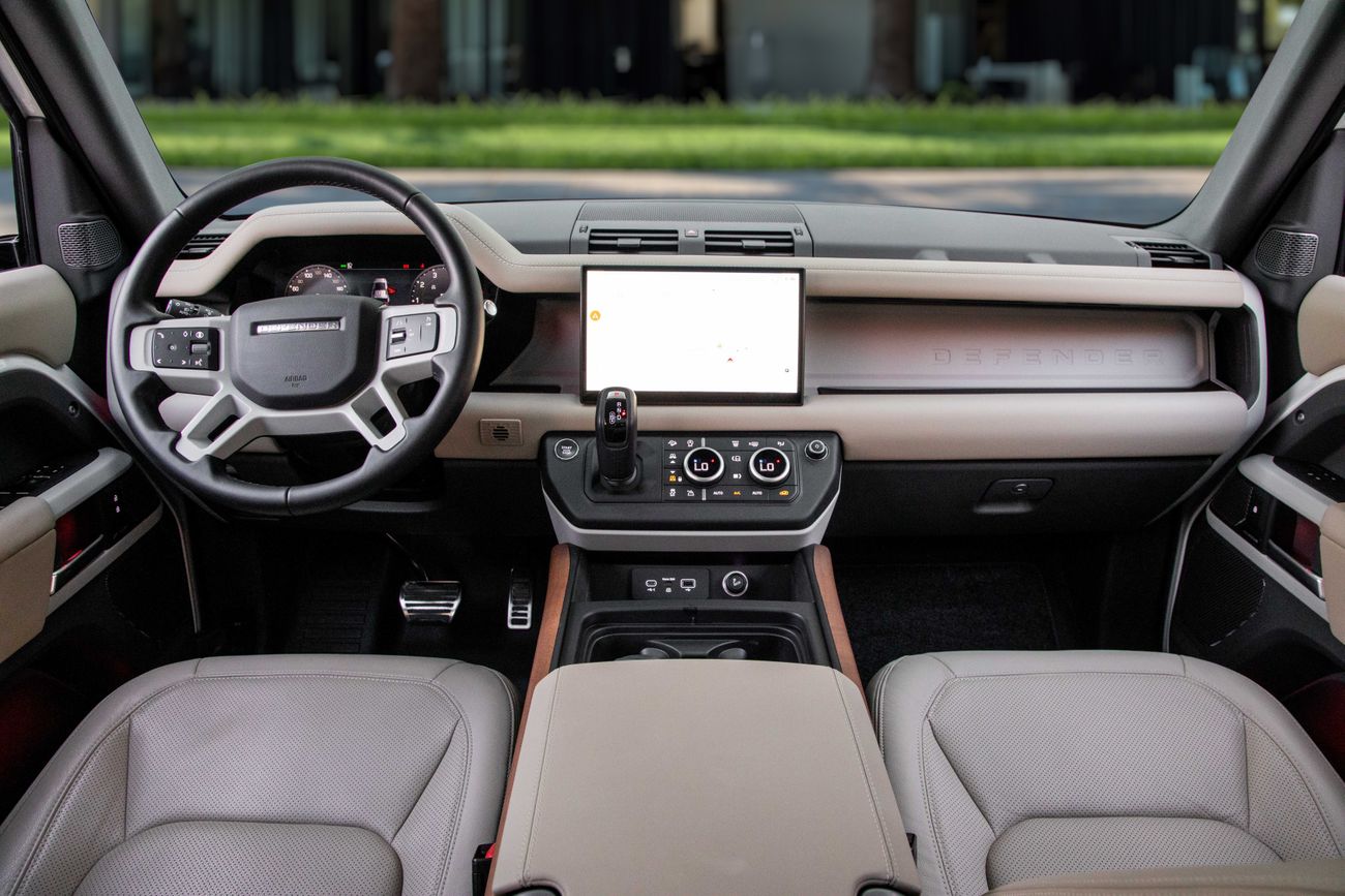 Land Rover Defender 6,463 P.M | Defender P300 110 | 0% Downpayment | Perfect Condition!