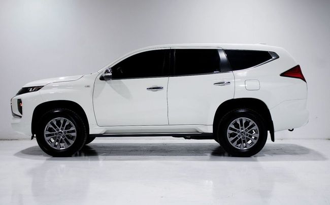 Mitsubishi Montero MIDLINE 3.0 2WD, миниатюра 15