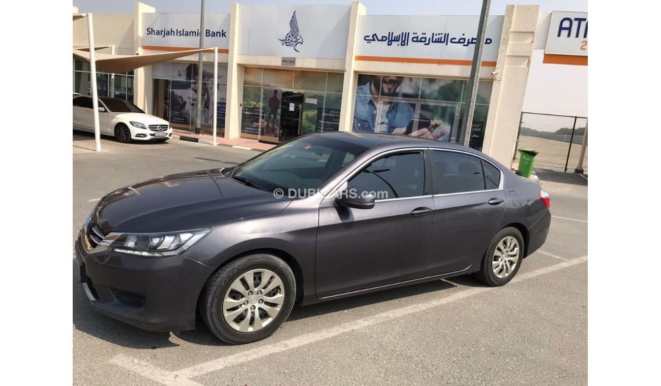 هوندا أكورد Honda Accord 2014 gcc very celen car