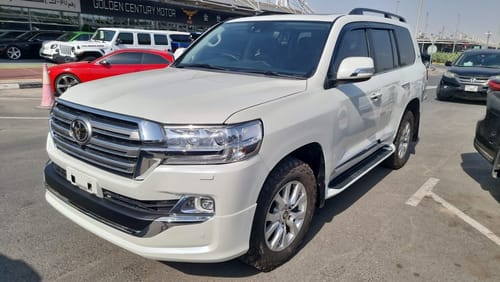 Toyota Land Cruiser LAND CRUISER SAHARA V8 FULL OPTION 2016 MODEL