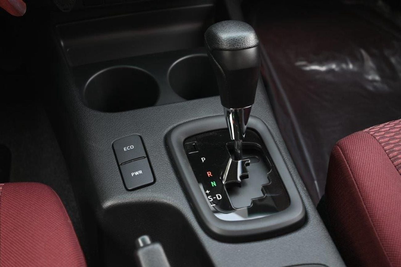 تويوتا هيلوكس تويوتا هايلوكس 2026 بترول