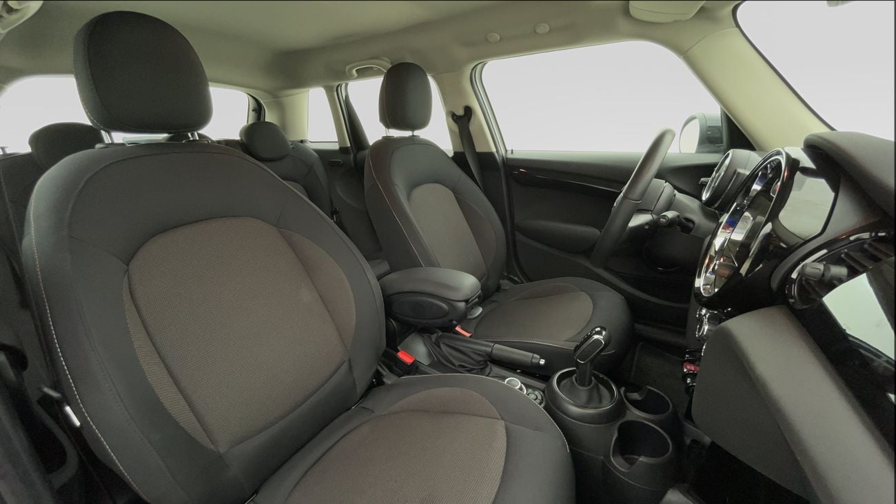 ميني كوبر STD 1.5 | بدون دفعة مقدمة | اختبار القيادة في المنزل