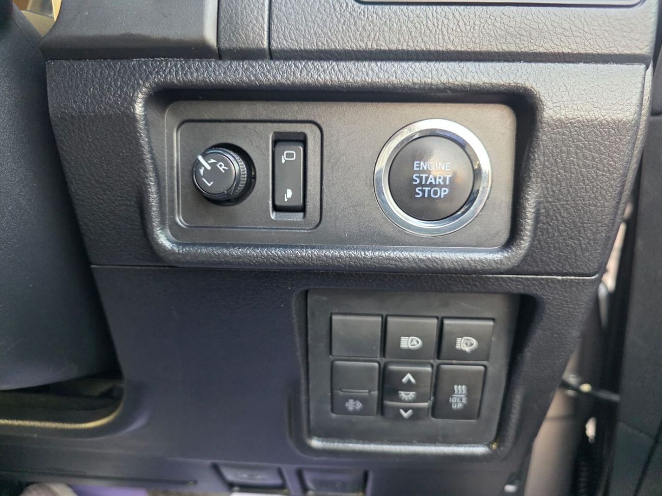 Toyota Prado Toyota prado 2019Model 2.8 Diesel Engine Colour Brown push start Transmission Automatic Interior.Bla