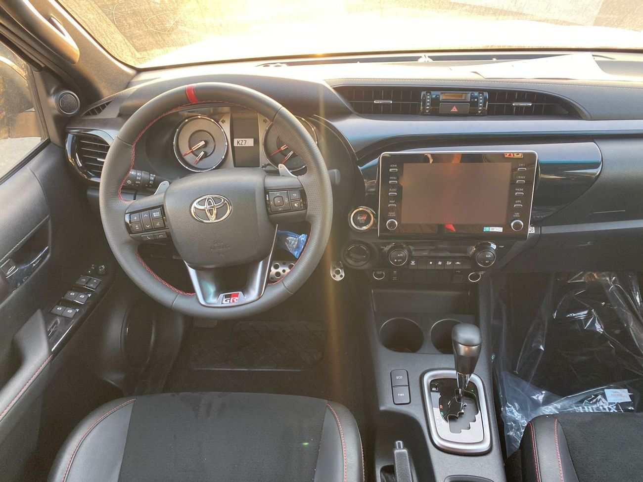 Toyota Hilux TOYOTA HILUX 4.0 GRS WHITE 2023