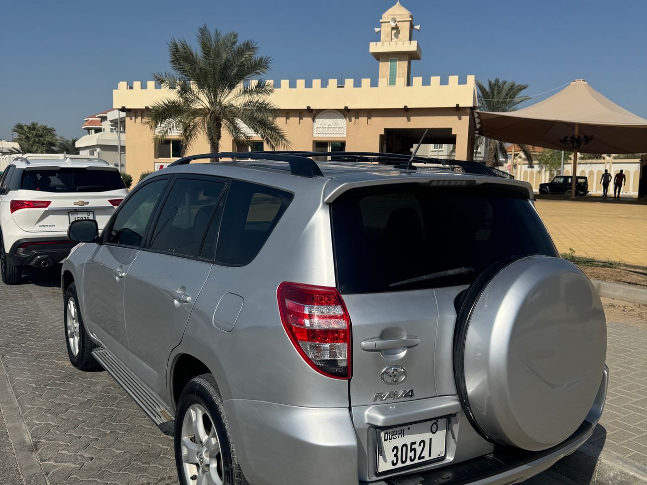 تويوتا راف ٤