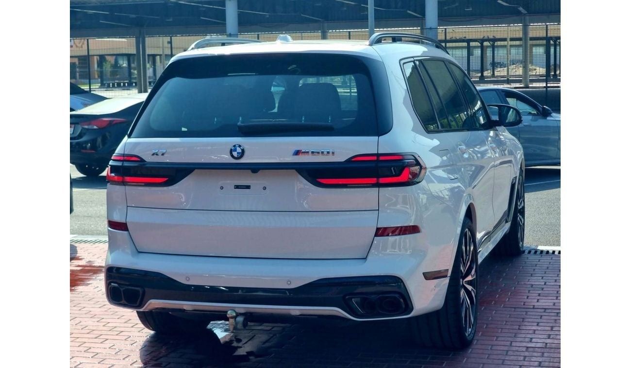 بي أم دبليو X7 M60i M Sport Warranty & Service 2025 GCC