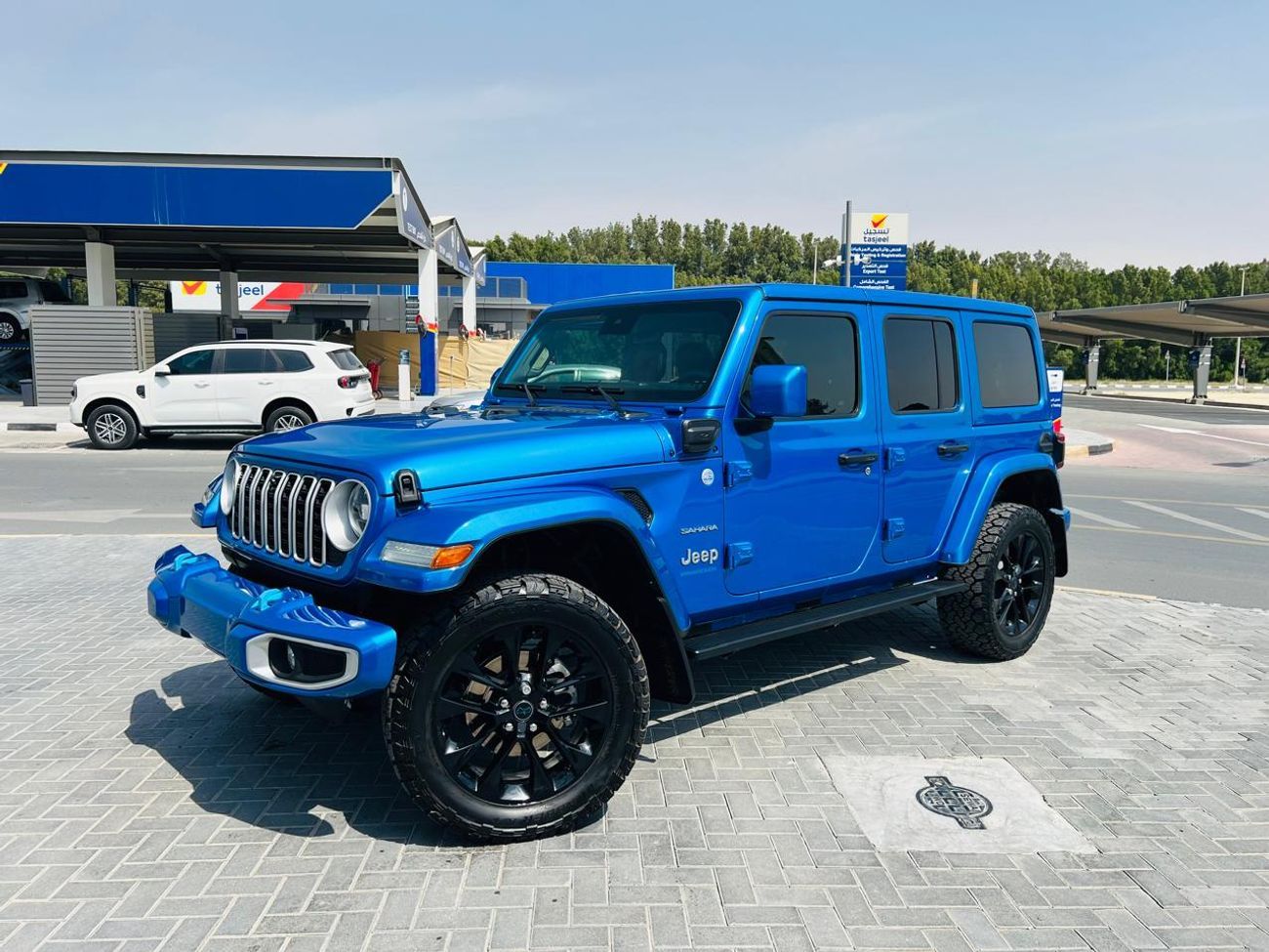 Jeep Wrangler SAHARA HUBRID