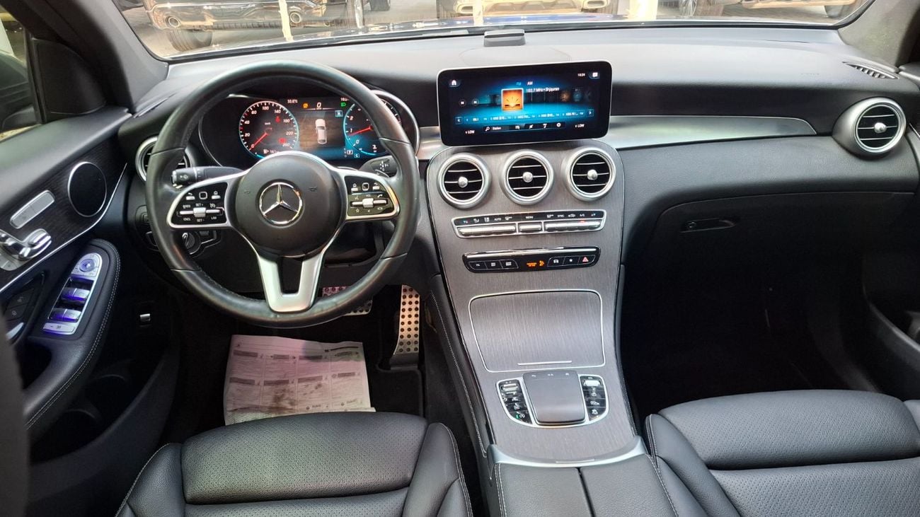 Mercedes Benz GLC 300 AMG