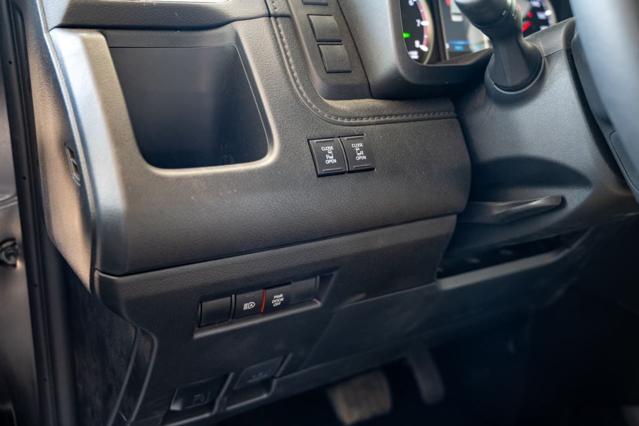 تويوتا جرافينا 2.8L DIESEL PREMIUM 2026 MODEL GCC SPECS