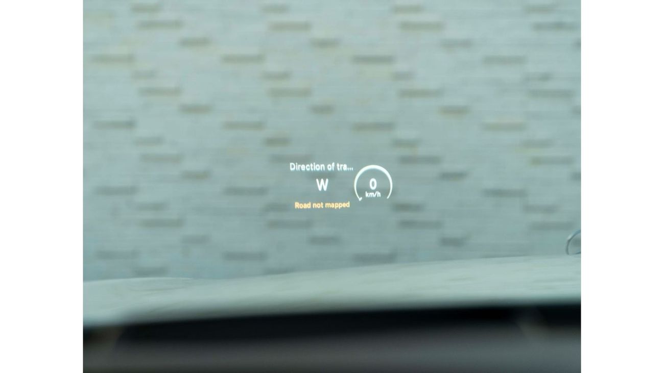 Mercedes Maybach S600 Maybach CASH OFFER!! MAYBACH 600 • EXTREMELY LOW KMS • 6.0L TURBOCHARGED V12 • GCC SPEC • PRISTINE CONDITION