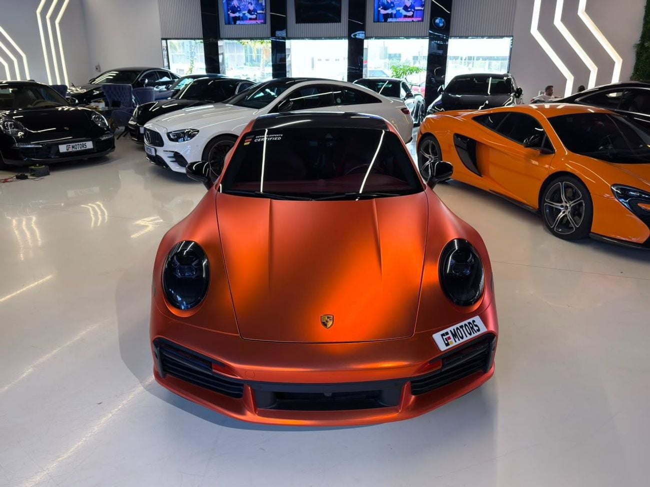 بورش 911 TURBO S 2022 Porsche 911 Turbo S | Warranty and Service Included  | Low mileage