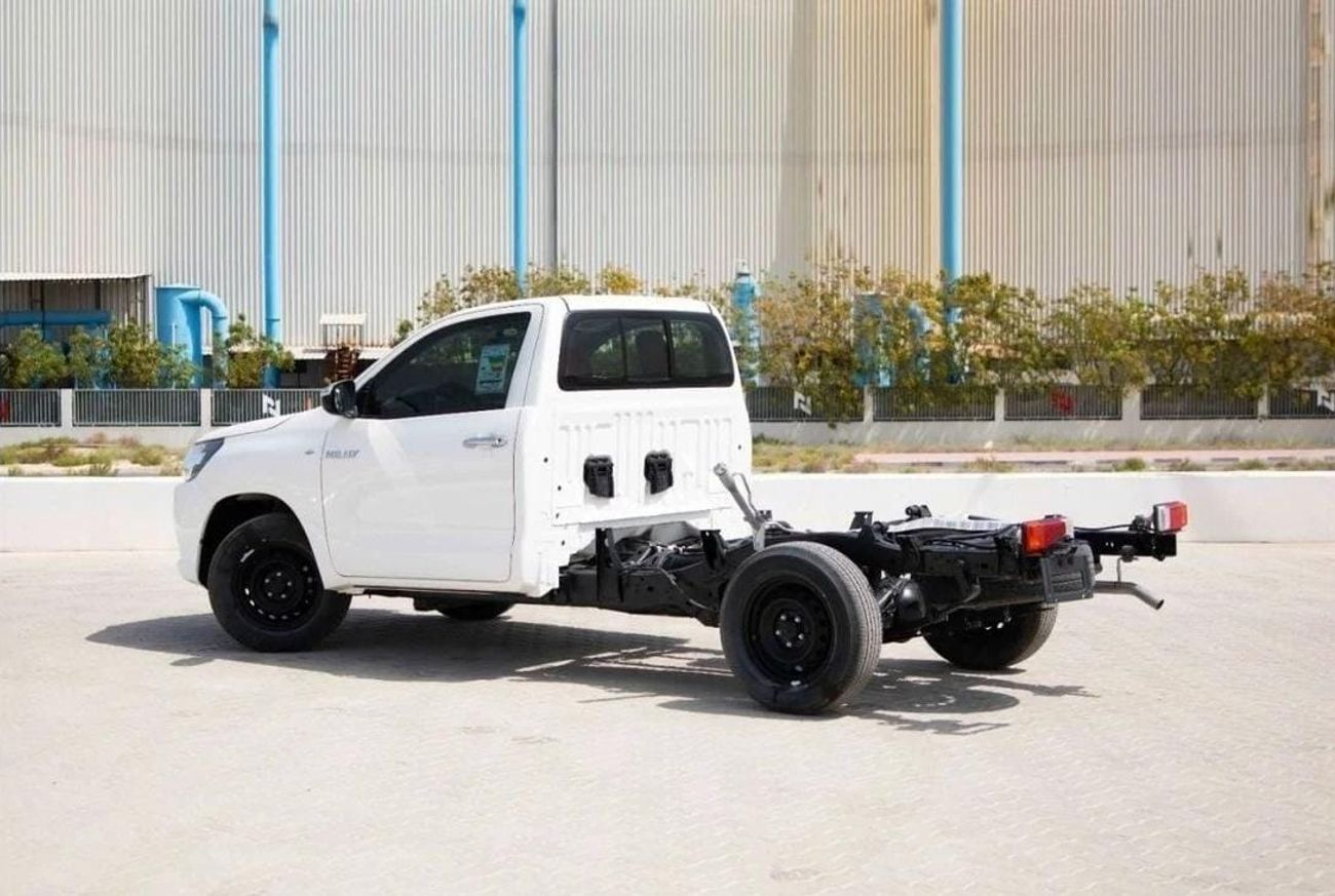 Toyota Hilux 2025 Toyota Hilux 3-Seater SC Single Cabin SWB Short-Wheel Base Chassis Pickup 2.7L 4-Cyl Petrol M/T