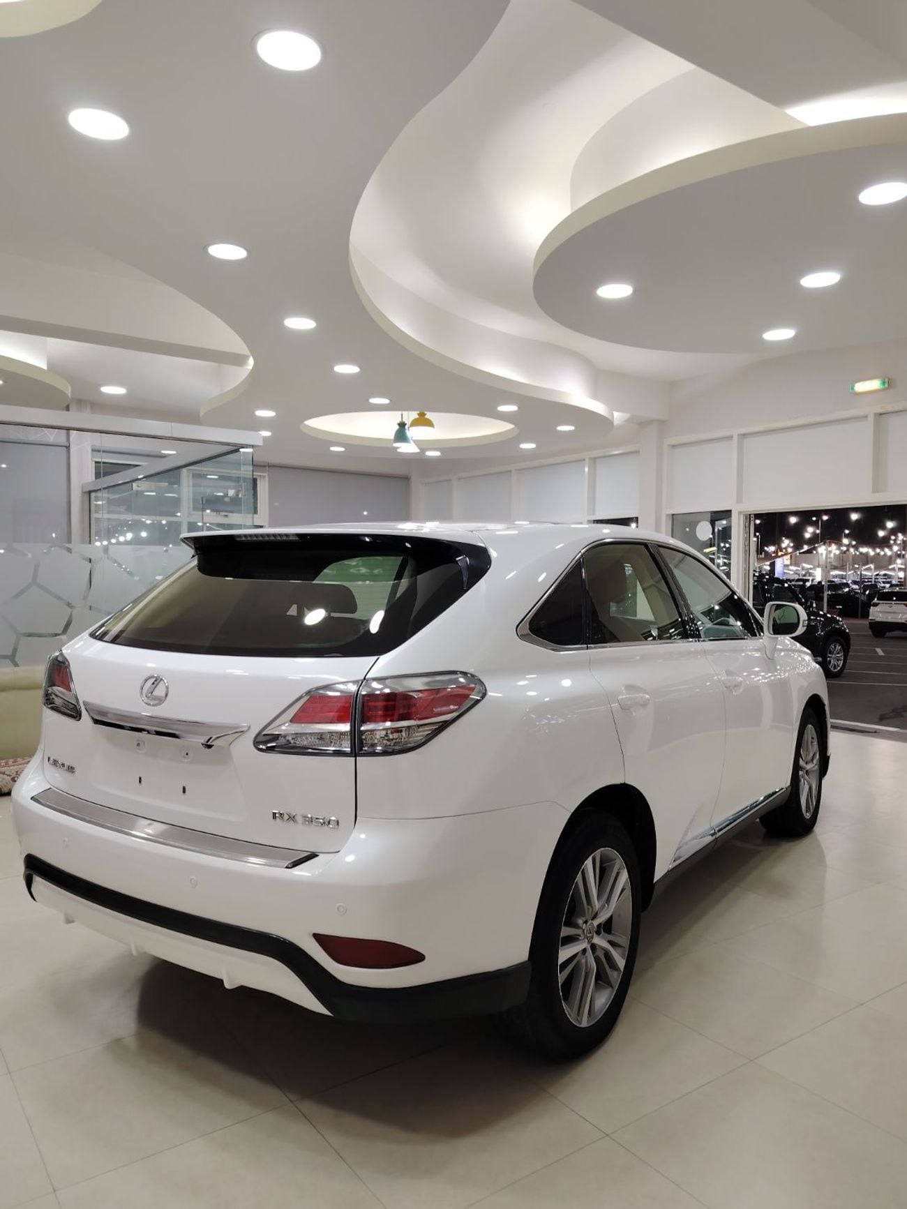 Lexus RX350 PLATINUM Premier 3.5L (296 HP)