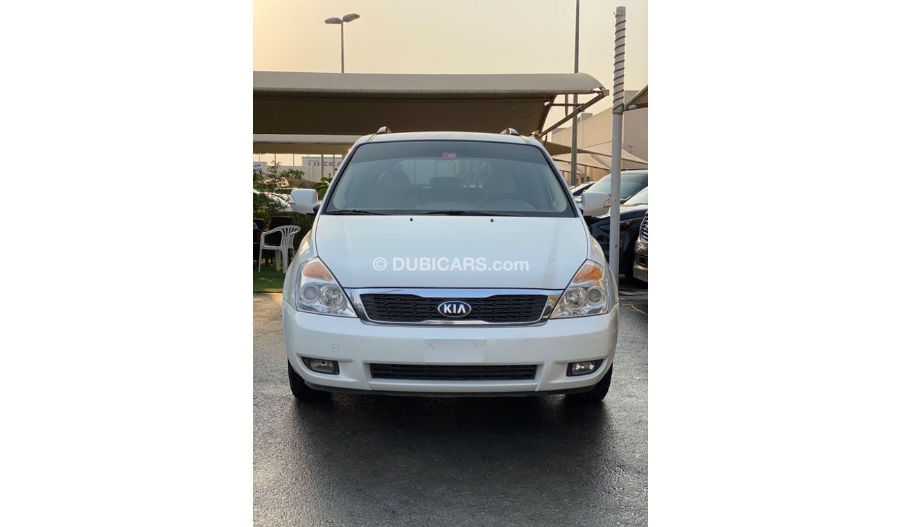 كيا كارنيفال Kia carnival 2013 , GCC , in perfect condition