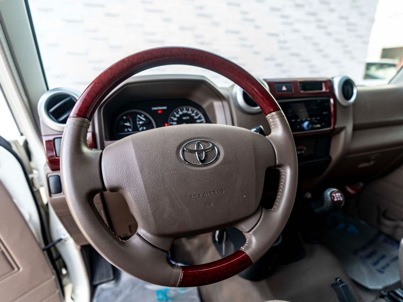 Toyota Land Cruiser 70 LC 70 Series 2DR (Manual)