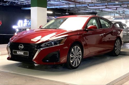 Nissan Altima SL | National Day Celebration | Guaranteed Warranty | 0 Down Payment