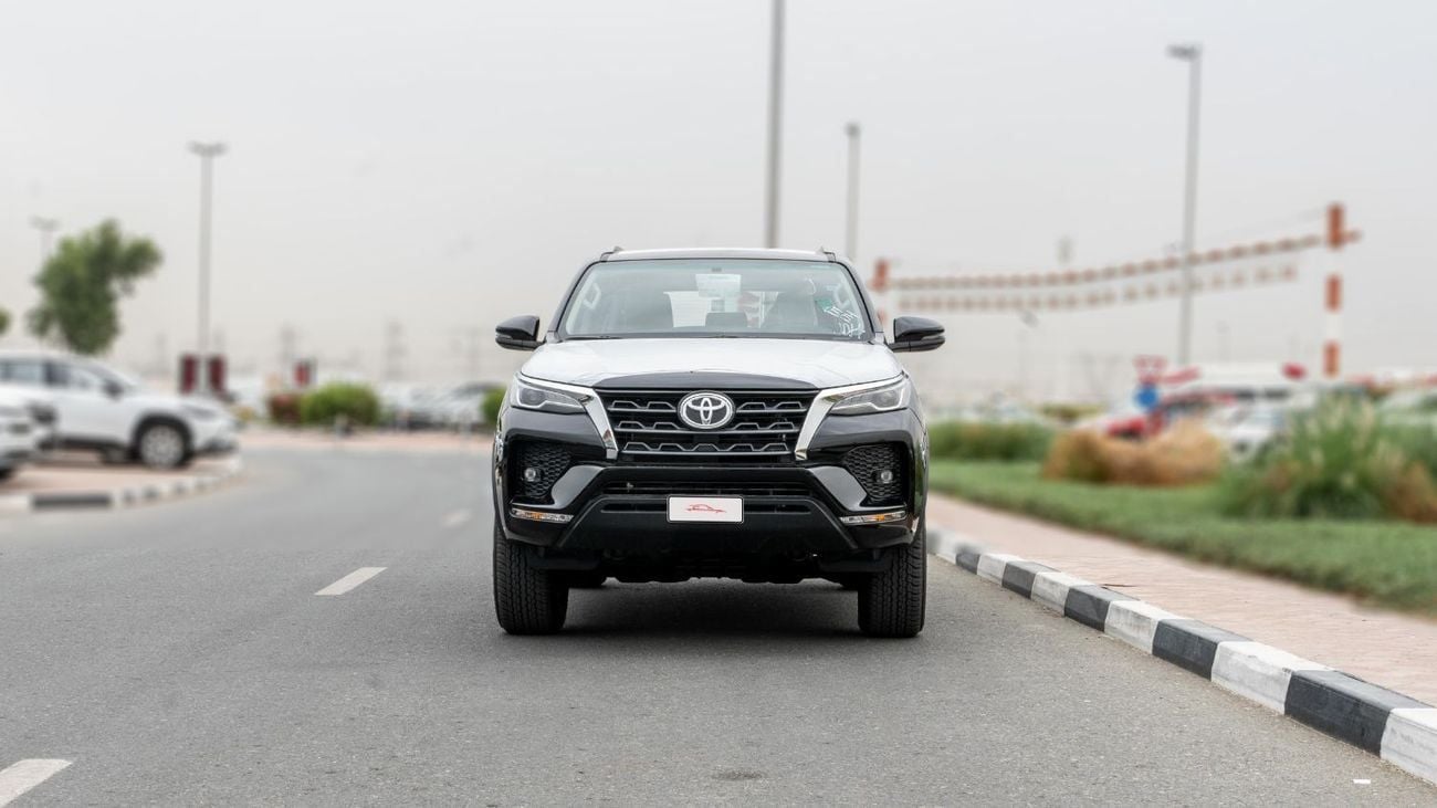 Toyota Fortuner 2026 Toyota Fortuner VX 4.0L AT Petrol (Black-Tan)