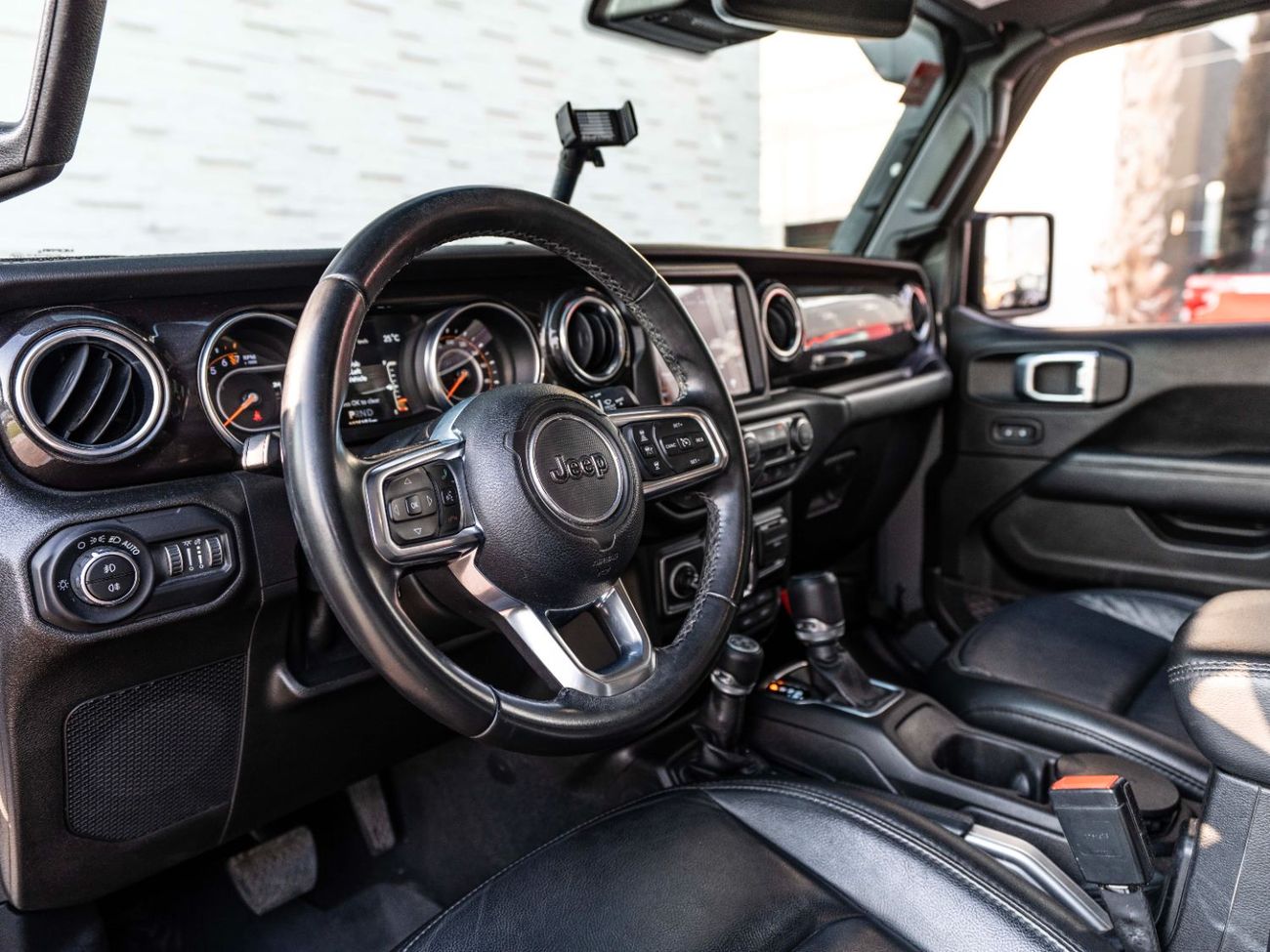 جيب رانجلر Sahara 3.6L A/T (5 Seater)