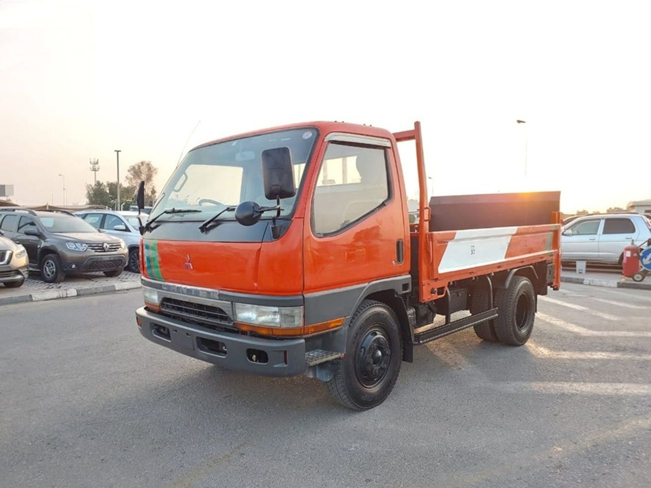 Mitsubishi Fuso Canter MITSUBISHI CANTER TRUCK RHD 1996 MODEL 4.5 L DIESEL MANUAL(PM20041)