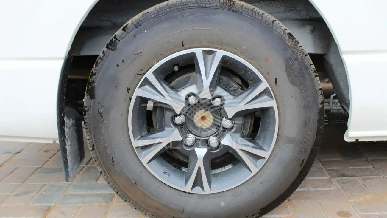Toyota Hiace GL Toyota/HIACE D 2.5L M33 GL H R WITH AC , ABS-ALLOY MT