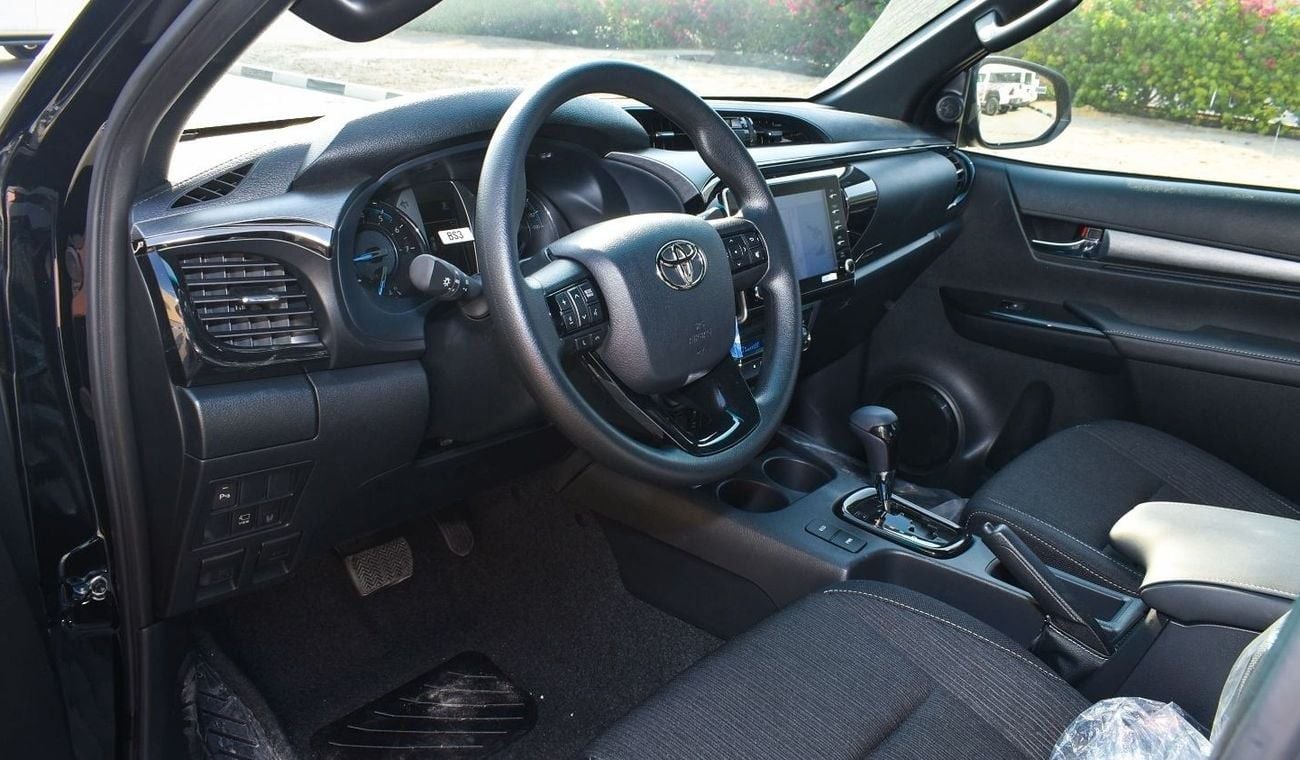 Toyota Hilux TOYOTA HILUX ADVENTURE 4.0L PETROL GCC 0KM