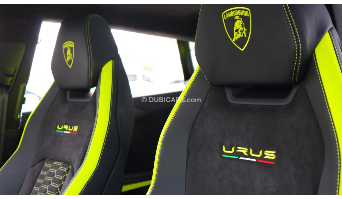 Lamborghini Urus Graphite Capsule