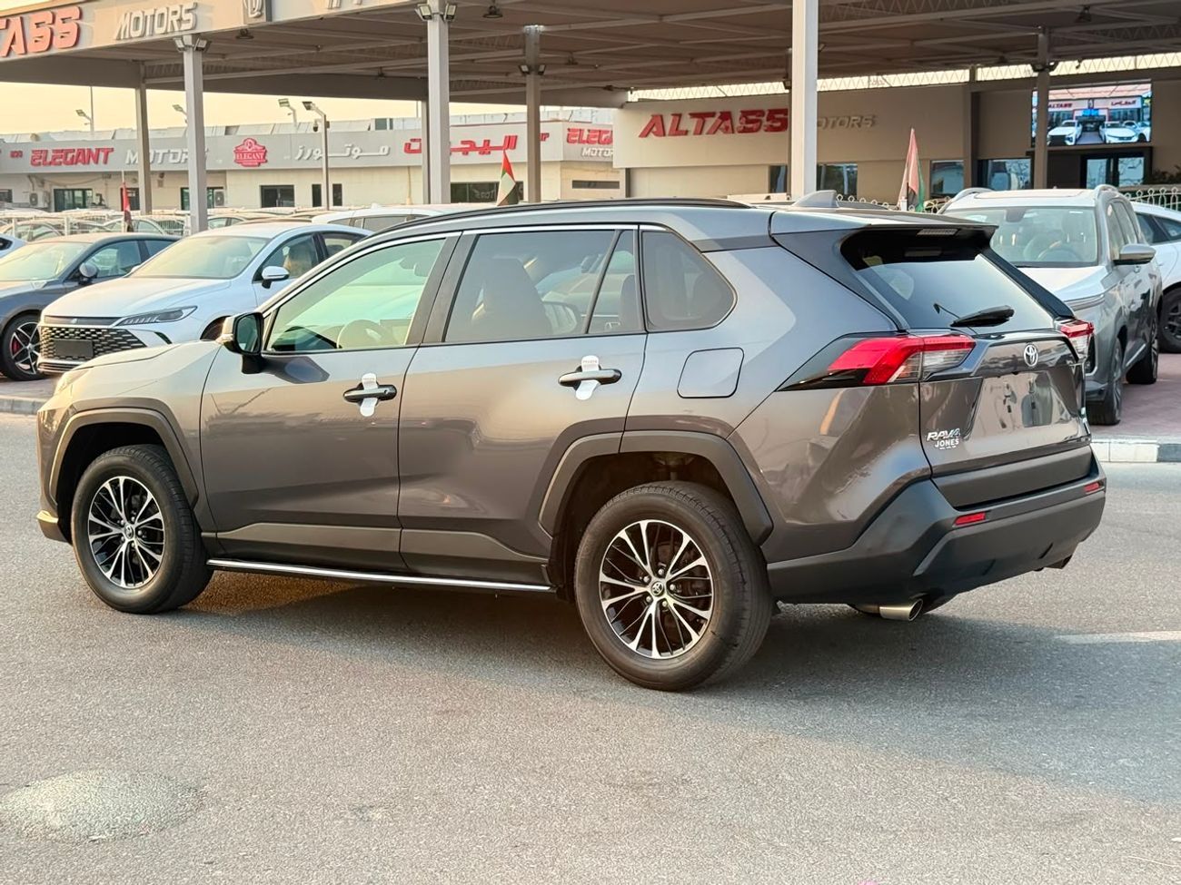 Toyota RAV4 LE 2019 RAV4