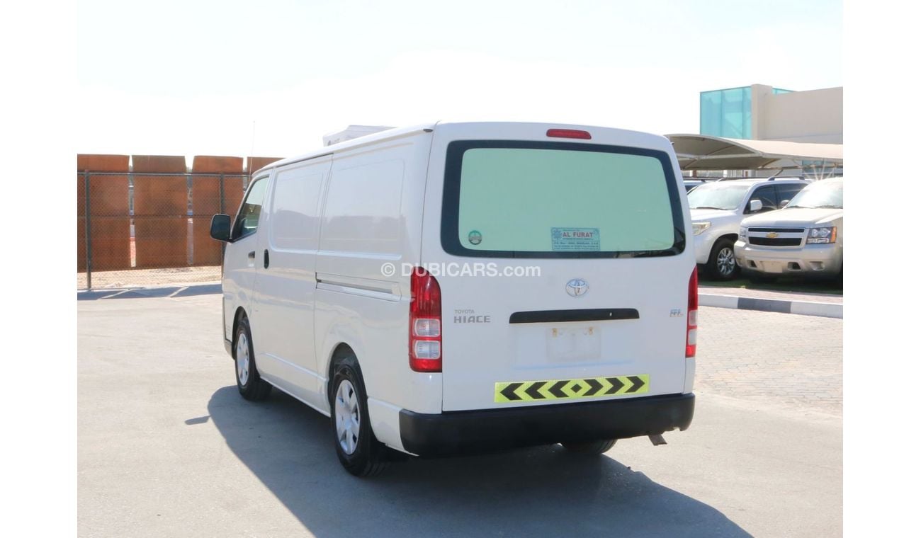 Toyota Hiace 2016 | CHILLER MULTI PURPOSE DELIVERY VAN WITH GCC SPECS AND EXCELLENT CONDITION