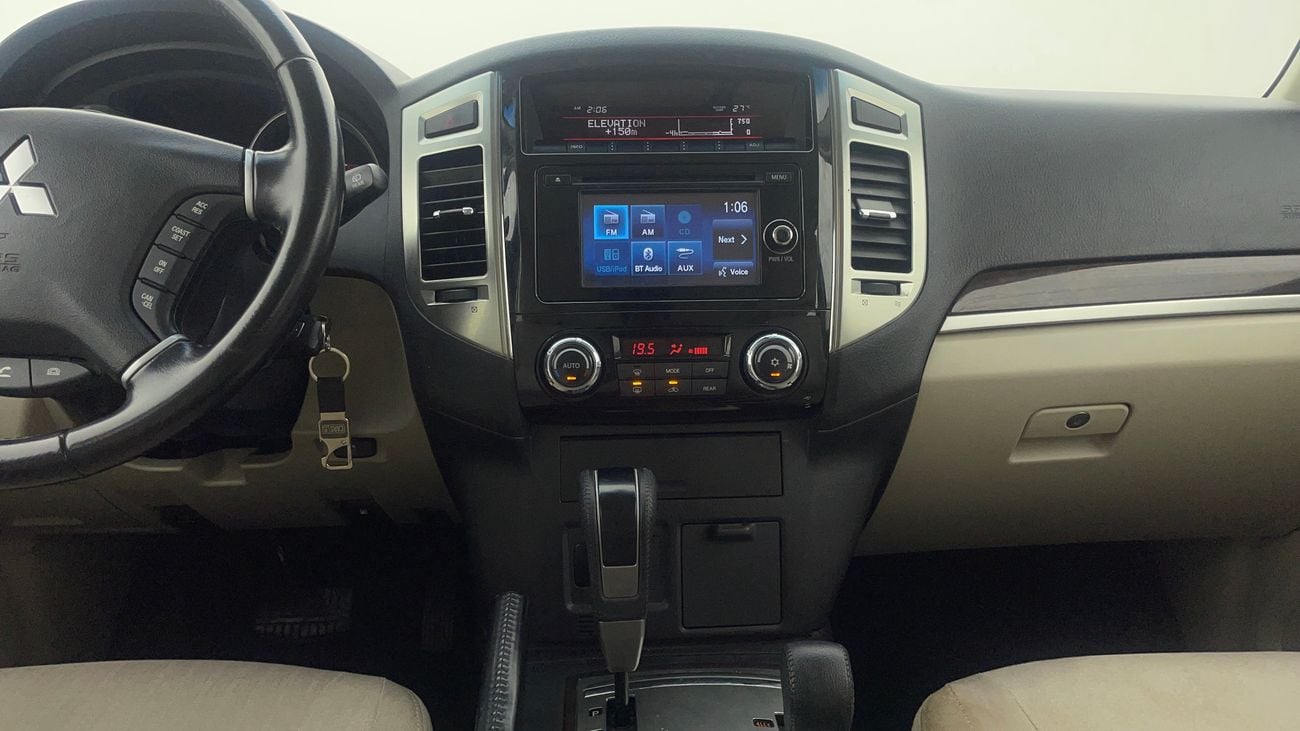 ميتسوبيشي باجيرو GLS MIDLINE 3 | بدون دفعة مقدمة | اختبار القيادة في المنزل