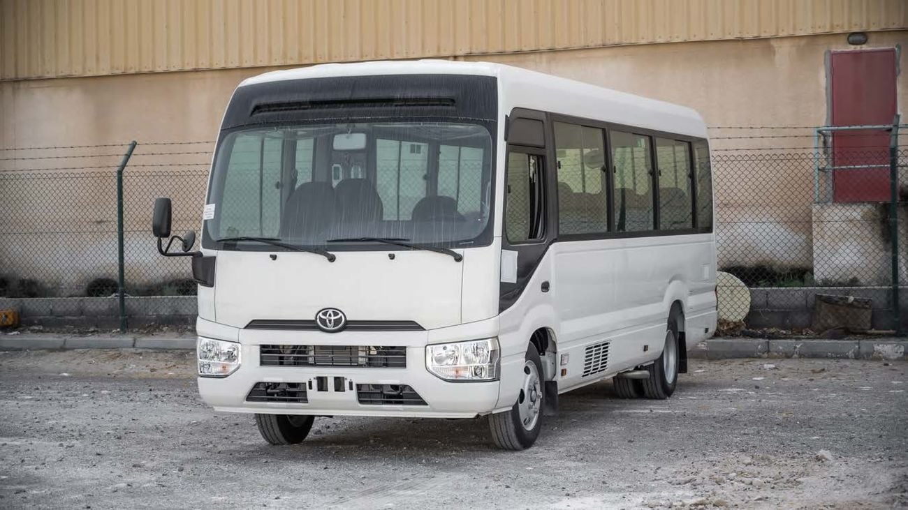 Toyota Coaster COASTER 23STR MT DSL 4.0(WHITE INSIDE MD GREY)25YM
